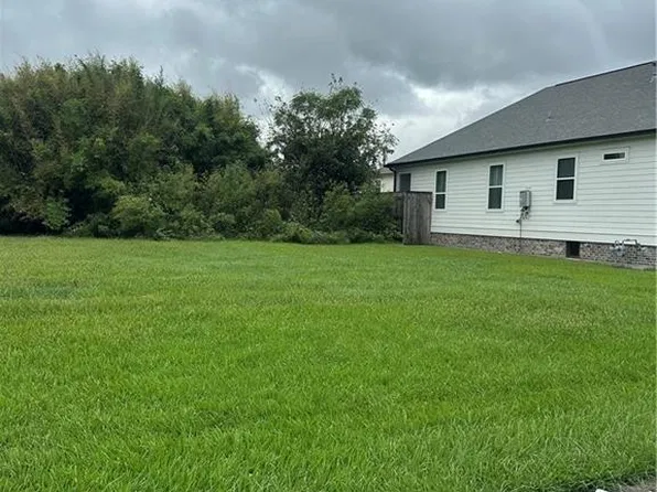 2010 Center St, Arabi, LA 70032