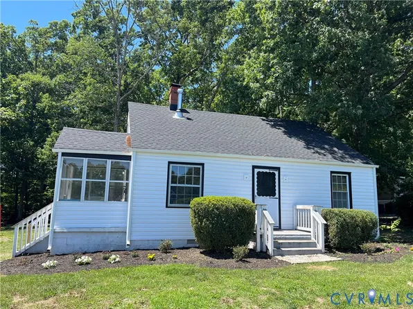13321 W Patrick Henry Rd, Montpelier, VA 23047