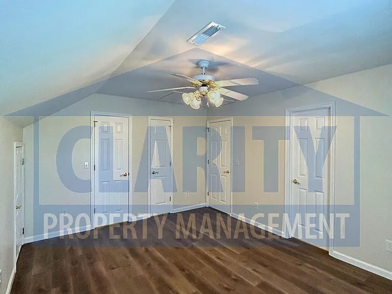 7812 Avalon Acres Ct — Photo 25