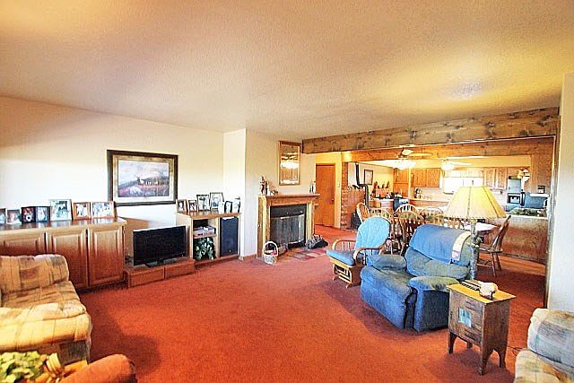 2nd image of 2980 County Road 311