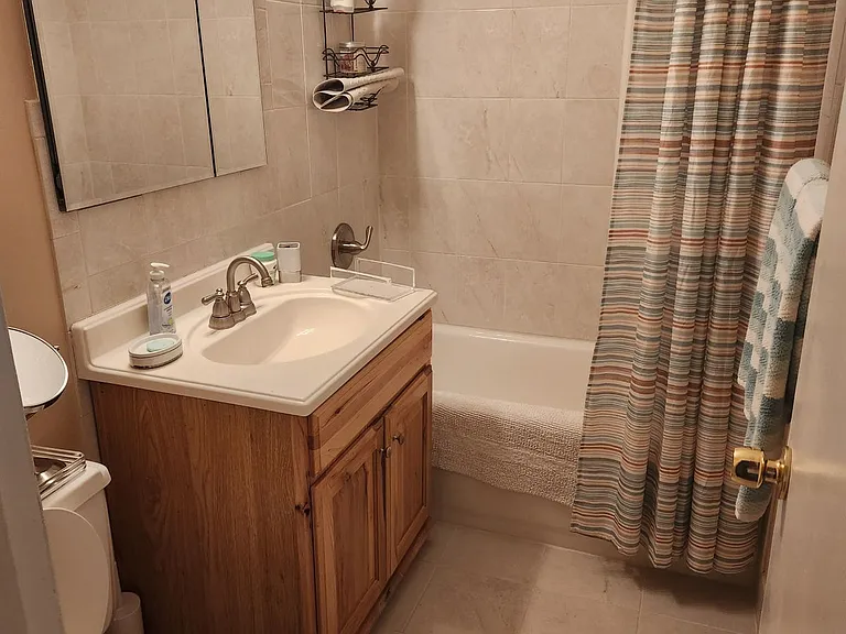 35 Park Ave #5R — Photo 7