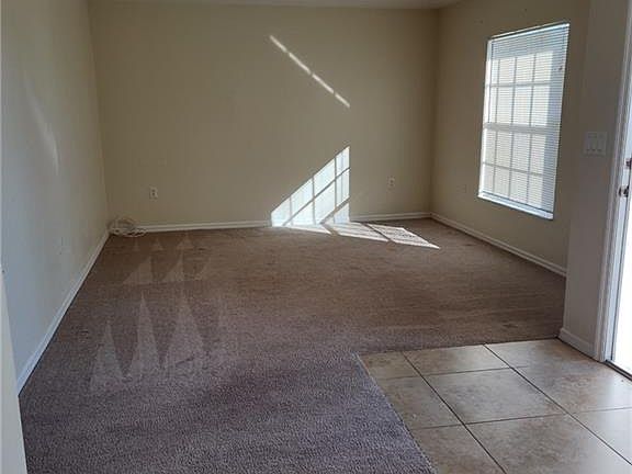 2nd image of 2028 NE 5th Ave