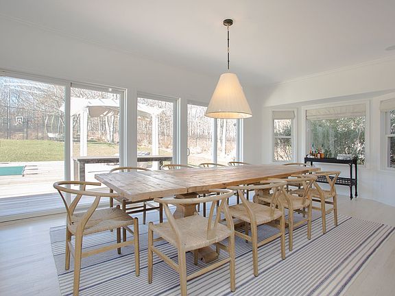 5th image of 367 Hampton Sag Harbor Tpke