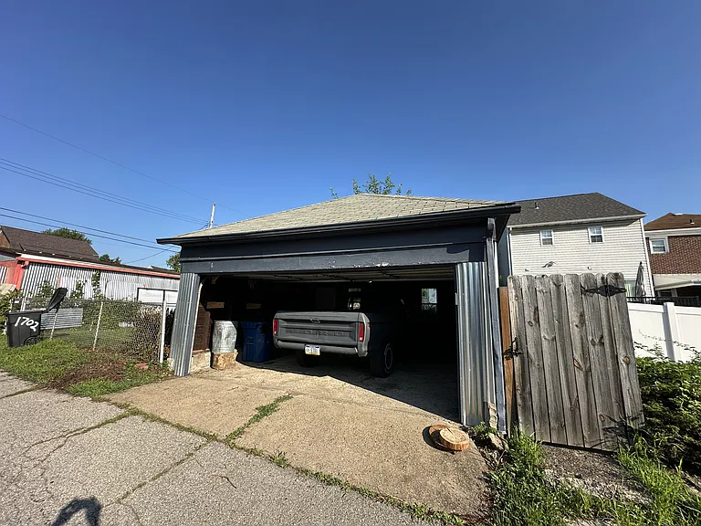 7104 Schoyer Ave — Photo 27