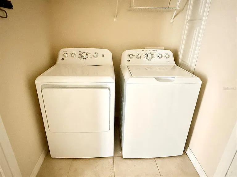 1535 Broken Oak Dr #37B — Photo 27
