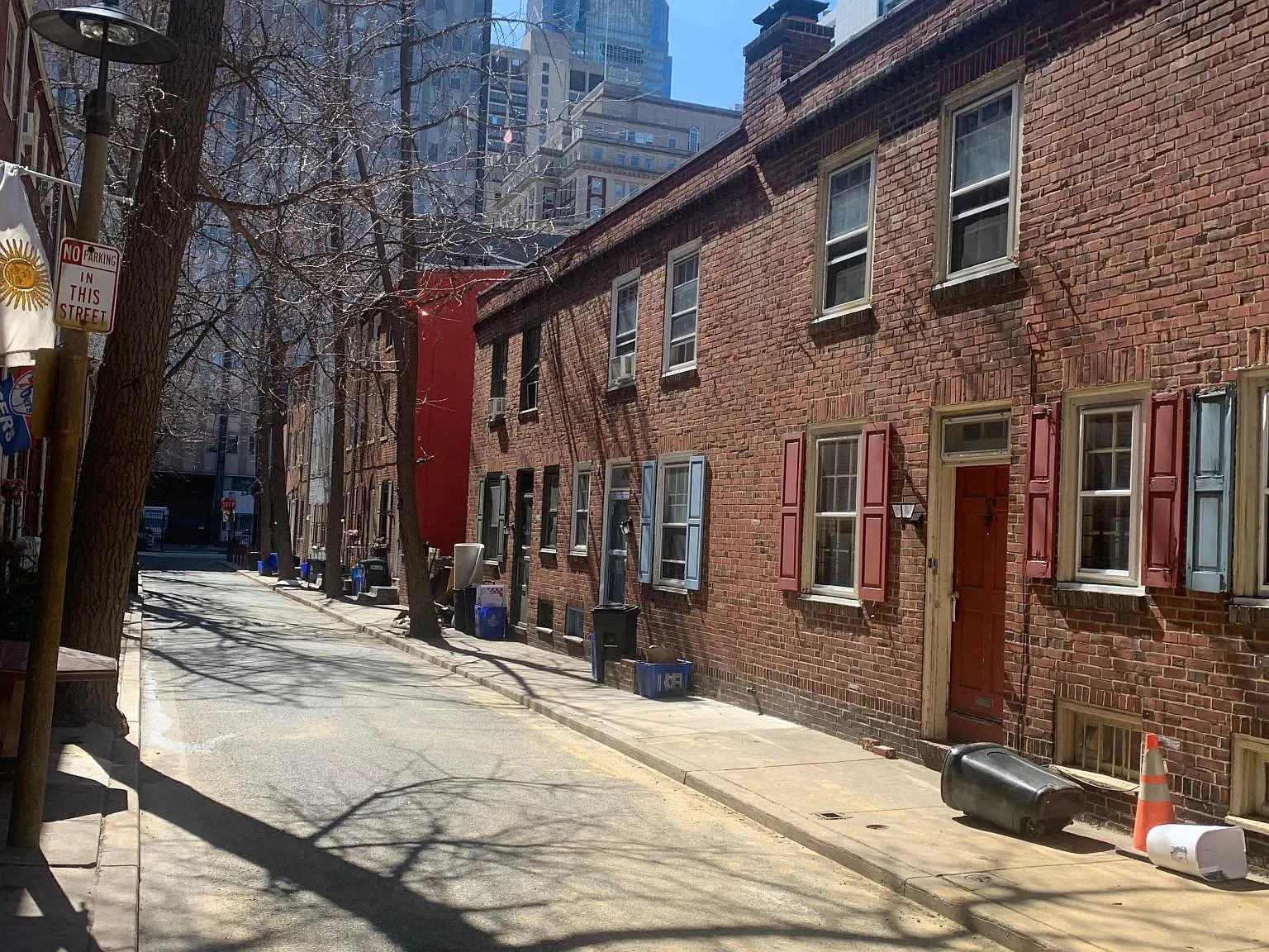 131 N Mole Street — Photo 2