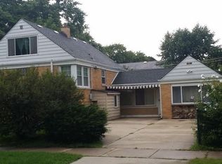 8101 Kenneth Ave, Skokie, IL 60076
