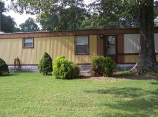 427 Oak Ridge Dr, Radcliff, KY 40160