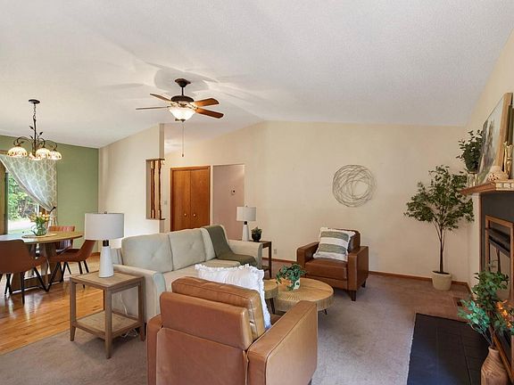 5th image of 4731 SPRINGWOOD DRIVE