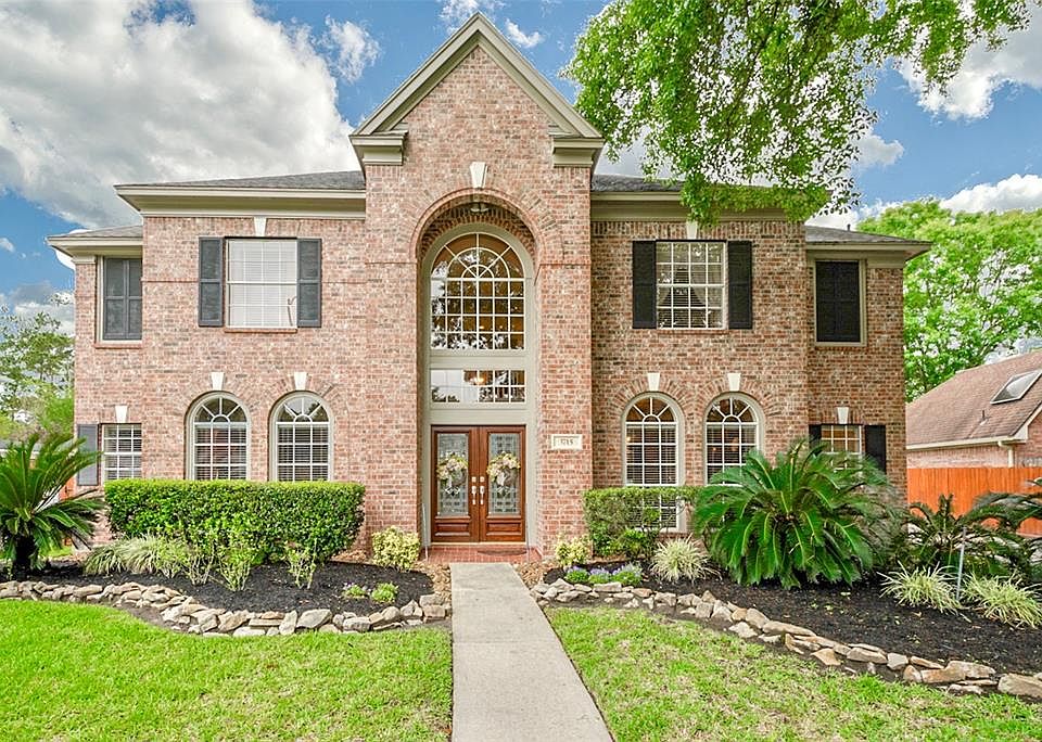 1st image of 3715 Clover Creek Dr