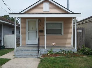 6219 Wilson St, New Orleans, LA 70123