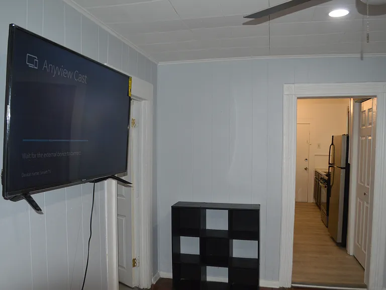 73 2nd St #2A — Photo 14