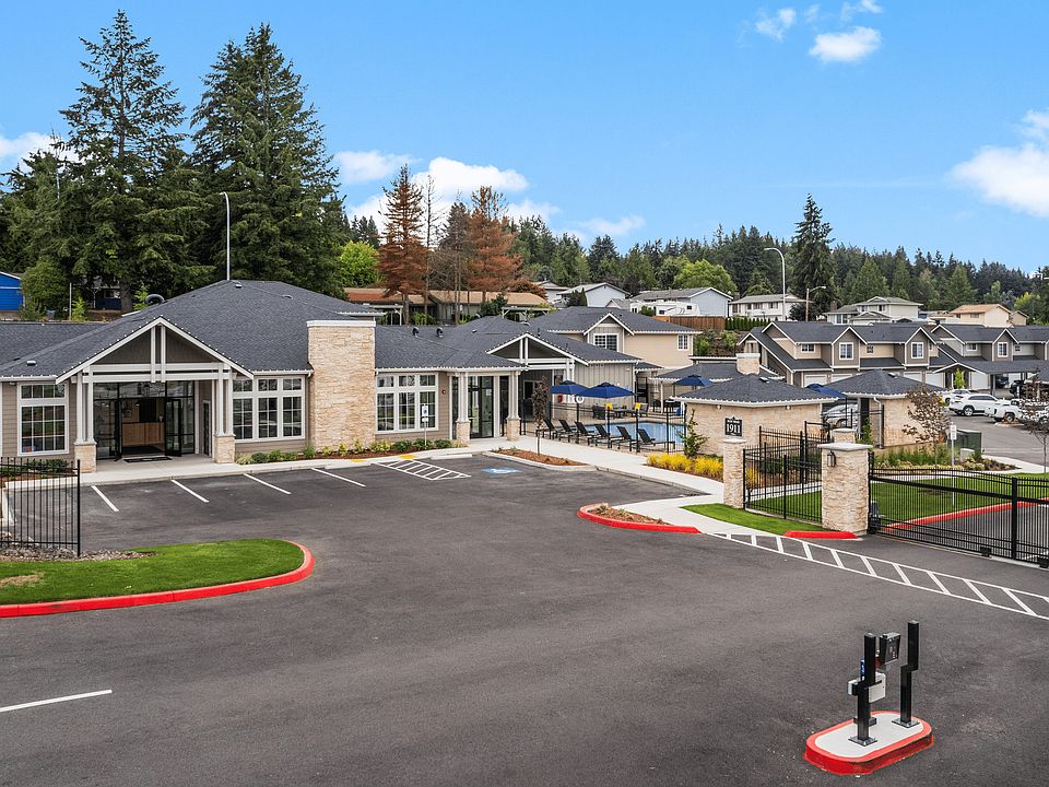 Leasing Office + Community Clubhouse