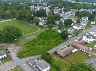 1 Oak St, Pittston, PA 18640