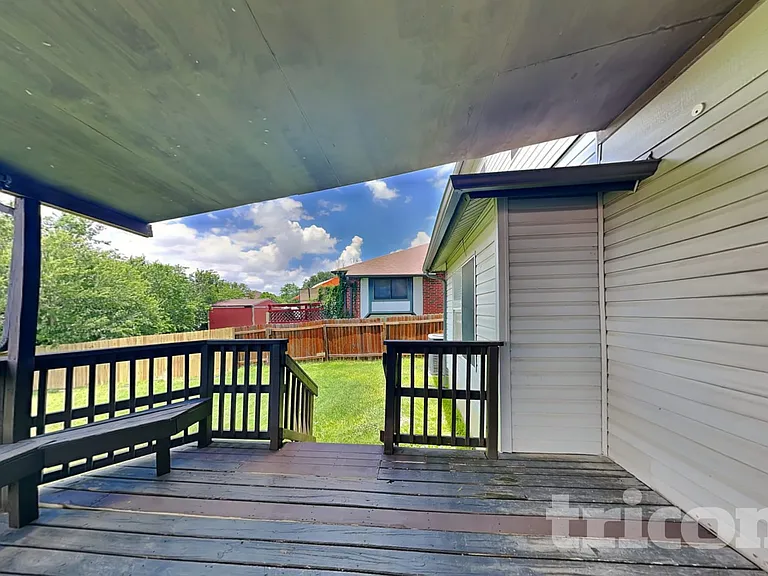 8030 Falcon Meadow Dr — Photo 17