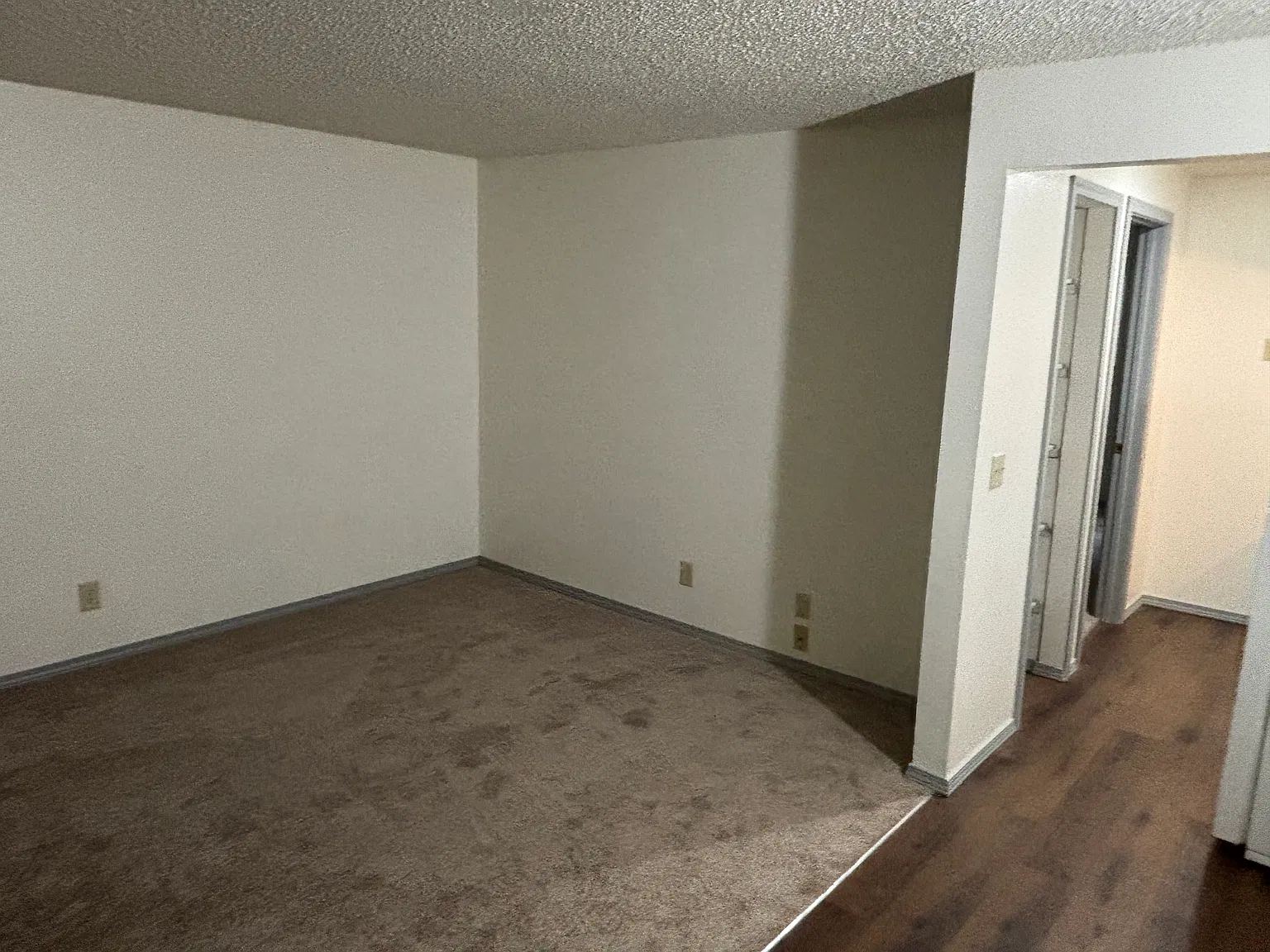 1 bed, $1,050 — Photo 4