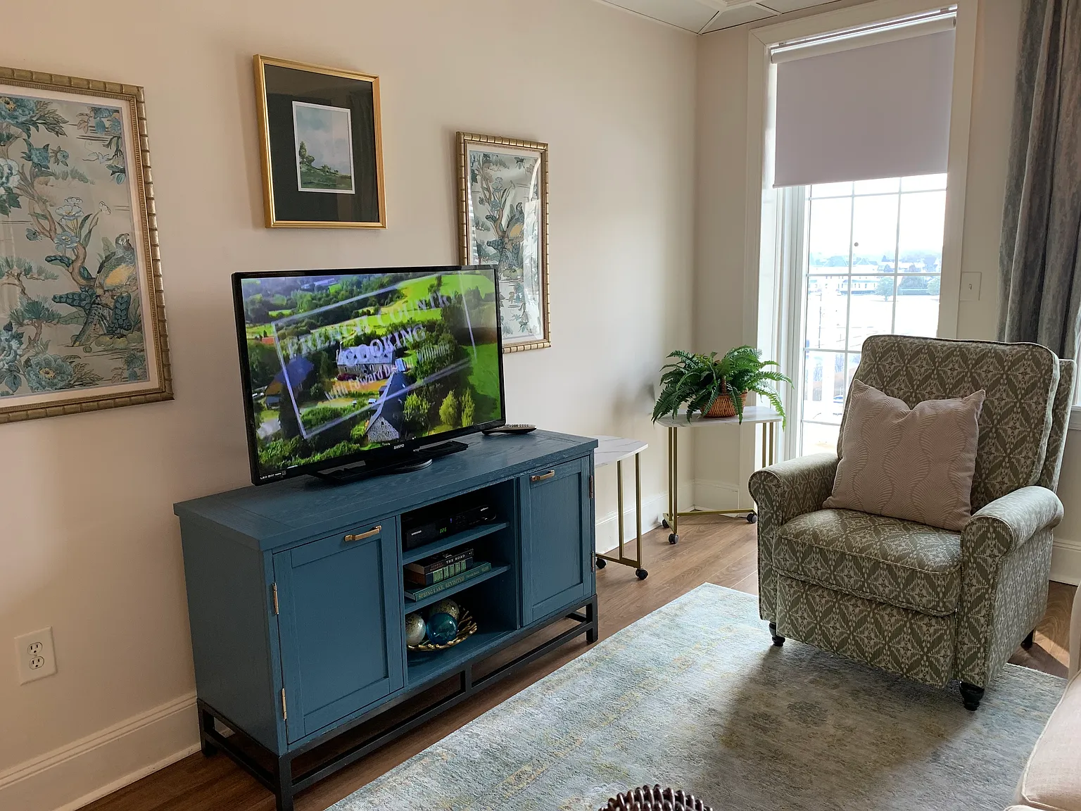 1 bed, 460 sqft, $2,250 — Photo 2