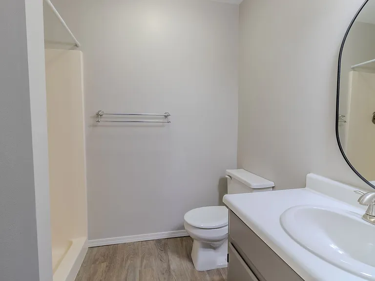601 Riverine Dr #302 — Photo 13
