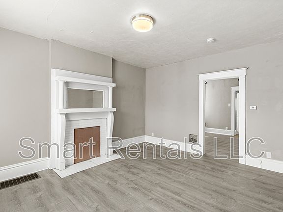 4th image of 4067 Botanical Ave #1W