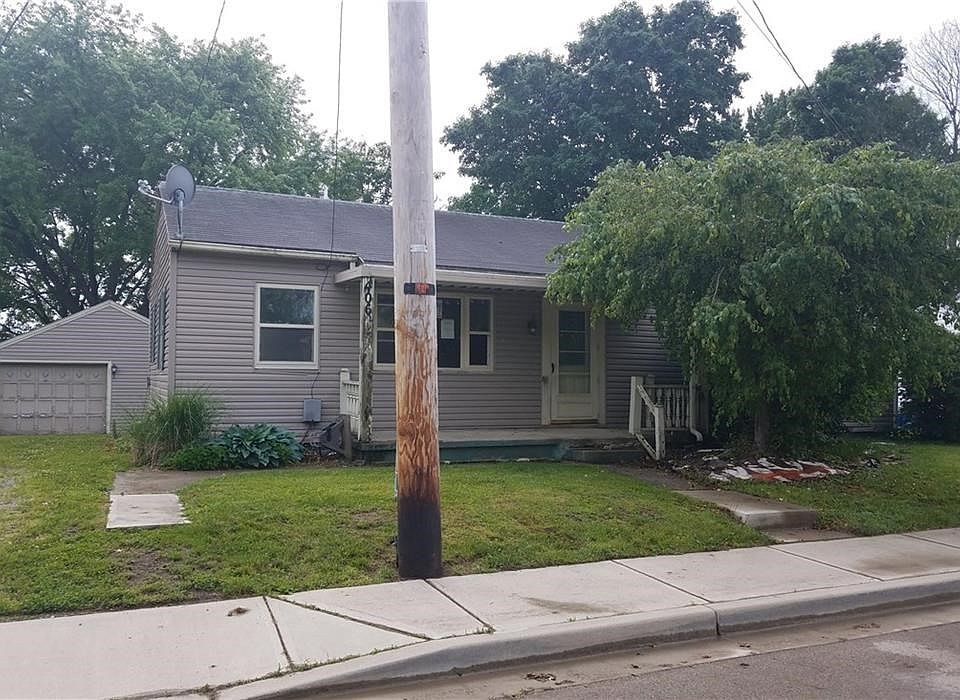1st image of 406 N Church St