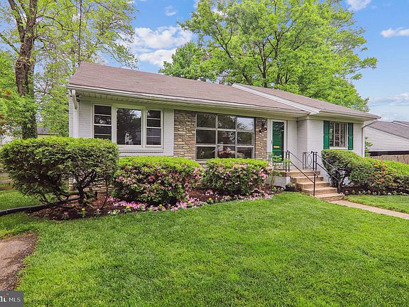 5th image of 9224 E Parkhill Dr