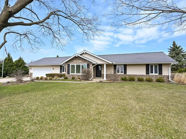 18220 Colline Vue BOULEVARD, Brookfield, WI 53045