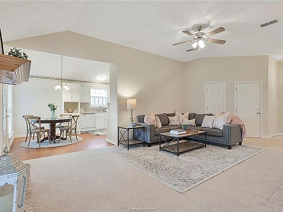 4th image of 3701 Marielene Cir