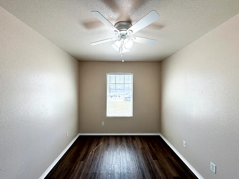 4103 Terri Linn #C — Photo 17