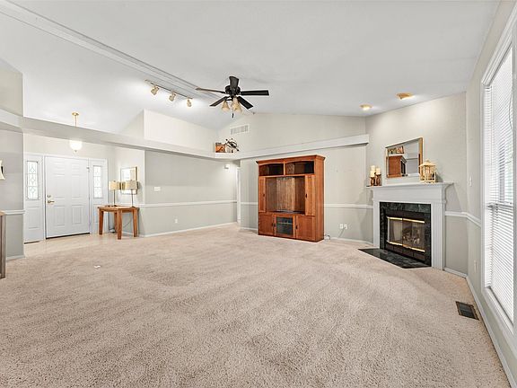 5th image of 1108 Beaver Creek Ln