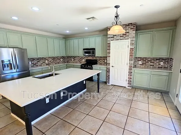 3638 E Canter Rd, Tucson, AZ 85739