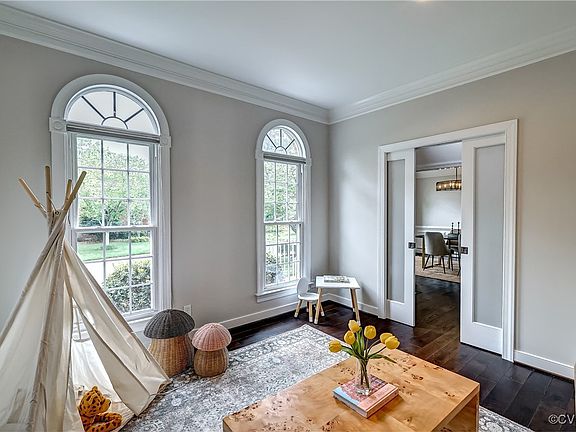 3rd image of 6005 Glen Abbey Dr