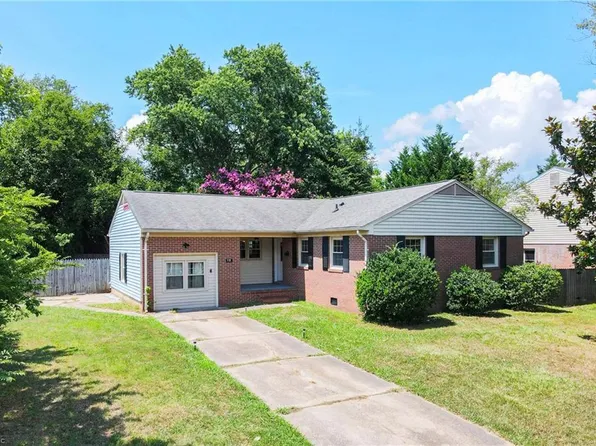 777 Selkirk Dr, Newport News, VA 23602