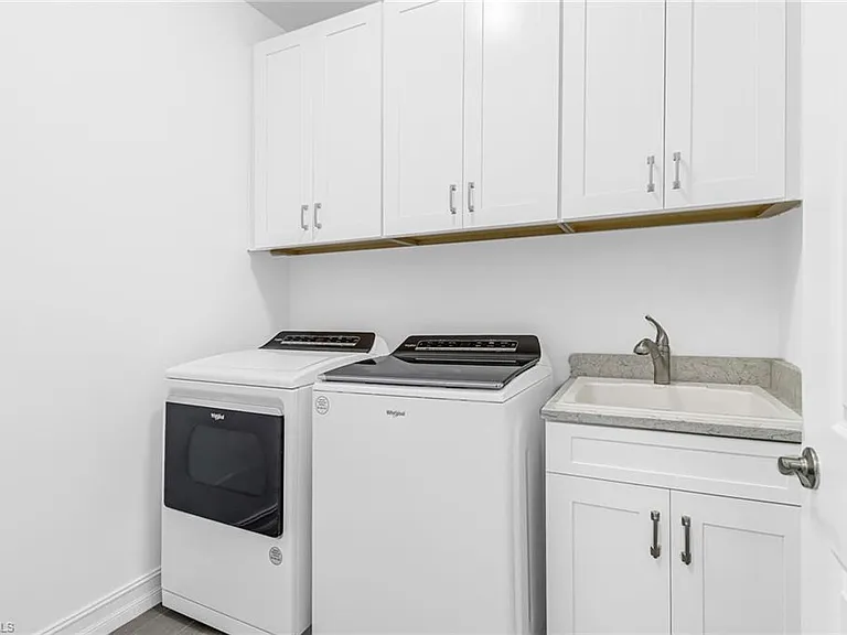 317 Spiaggio Ct — Photo 9
