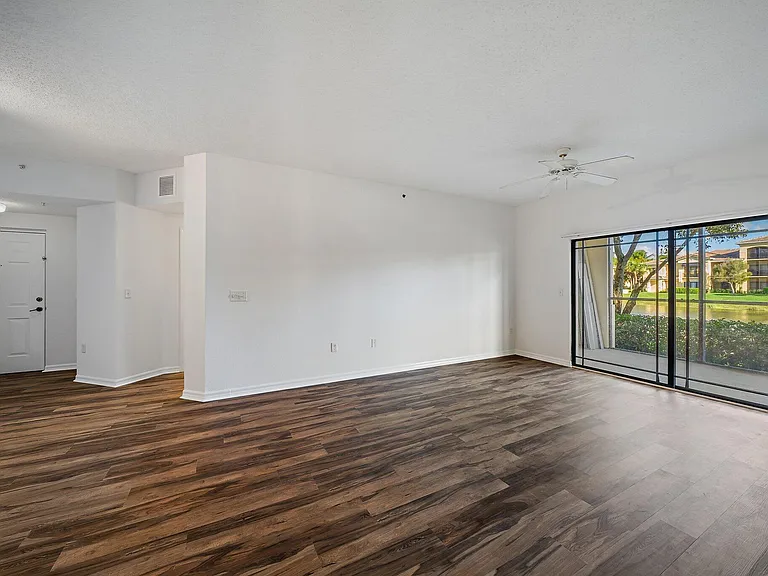 2725 Anzio Ct #107 — Photo 14