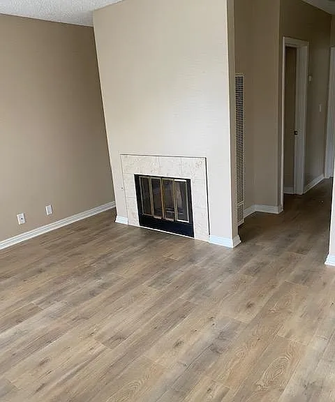 1051 N Newport Ave #2 — Photo 18