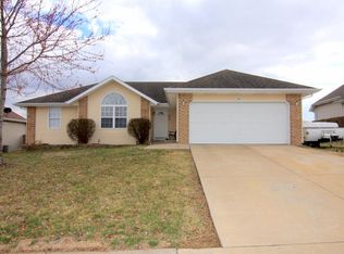 908 Dustin Ln, Nixa, MO 65714