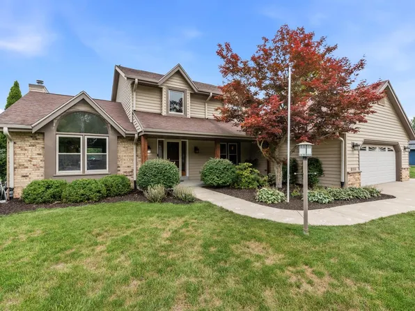 W144N4871 Stone DRIVE, Menomonee Falls, WI 53051