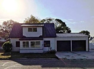 847 Clay St, Wray, CO 80758