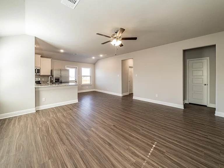 6406 Rienzi Dr — Photo 4