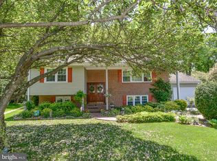 4403 Aragon Pl, Alexandria, VA 22309