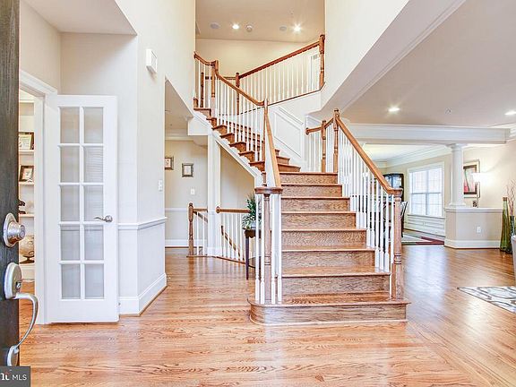 4th image of 22511 Winding Woods Way