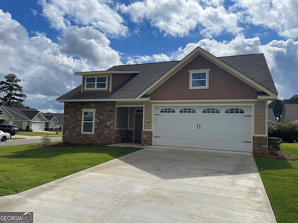 1st image of 408 Village Dr