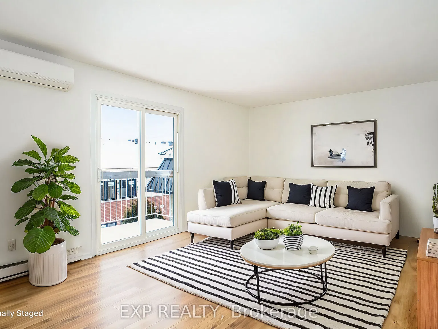 2 bed, $1,795 — Photo 2