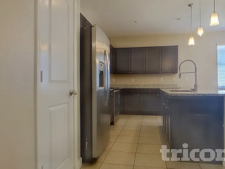 2473 S 235th Dr — Photo 5
