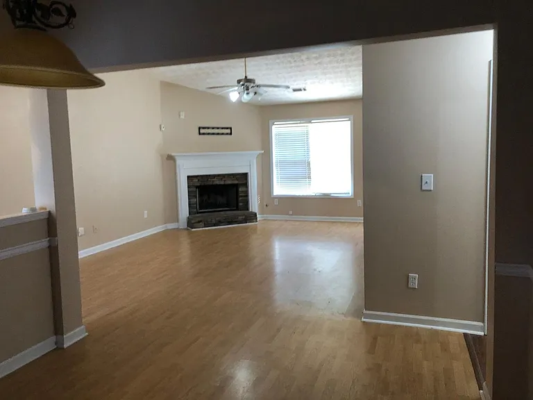 185 Butler Bridge Cir — Photo 19