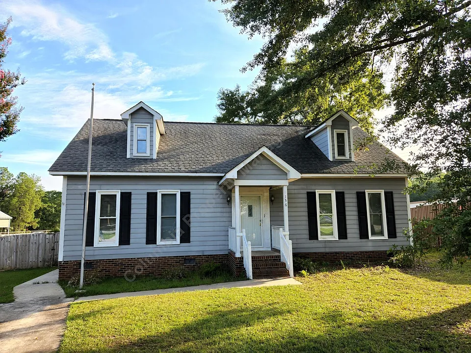 136 Elvington Ln