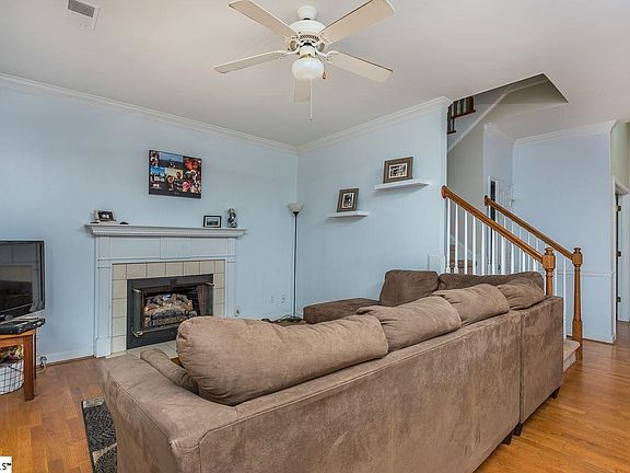 5th image of 101 Planterswood Ct