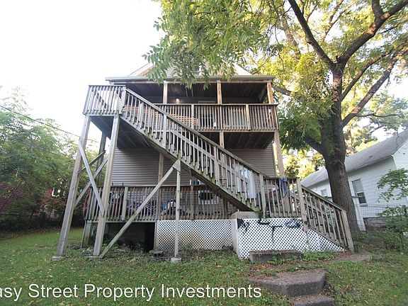 3rd image of 2717 8th Ave #2