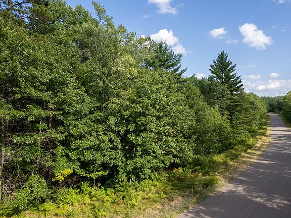 4th image of On Malby Lake Rd