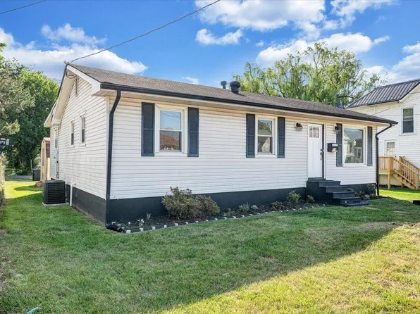314 White St, Salem, VA 24153